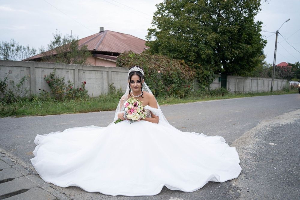Rochie Mireasa tip printesa 2024
