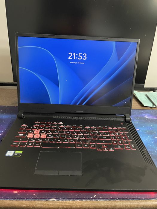 Ноутбук Asus rog strix