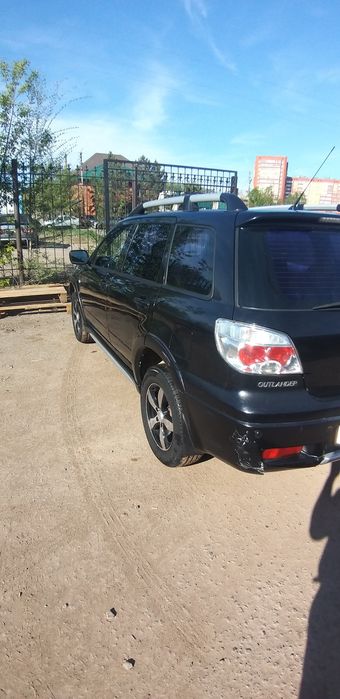 Продаётся Mitsubishi Outlander
