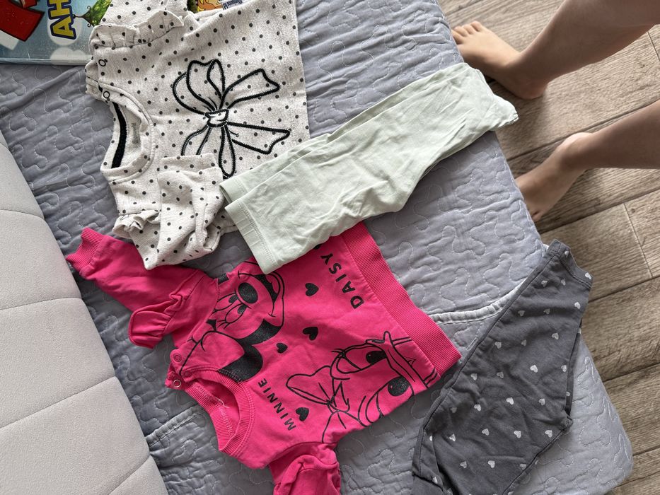 Продаю детские вещи