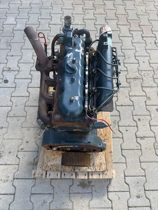 Motor Kubota V2203