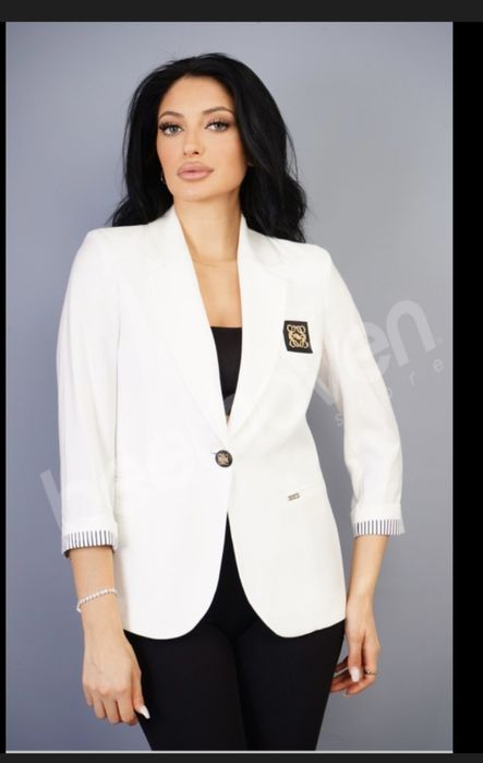 Стильный пиджак продам