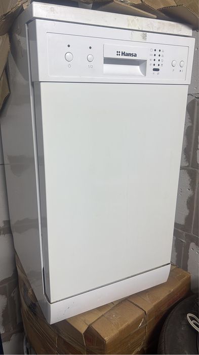 Продам посудомоечную машину в отличном состоянии