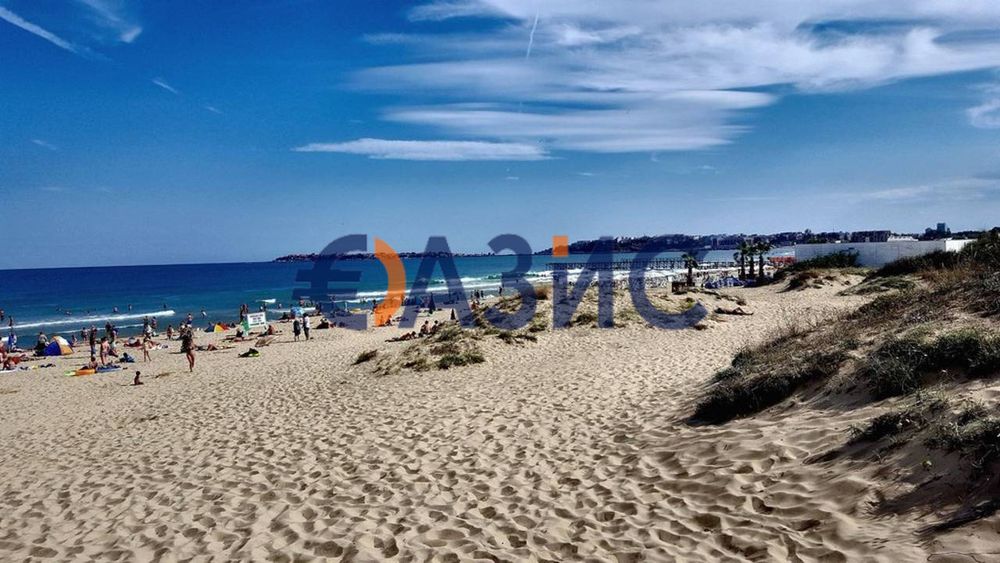 Продава се Двустаен апартамент в к.к. Слънчев бряг - 62 кв.м за 905 €/кв.м - Снимка #9