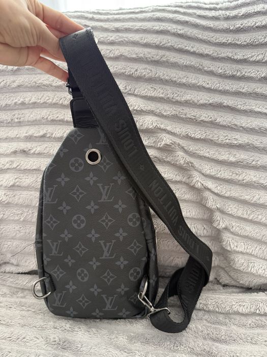 Geanta umar louis vuitton