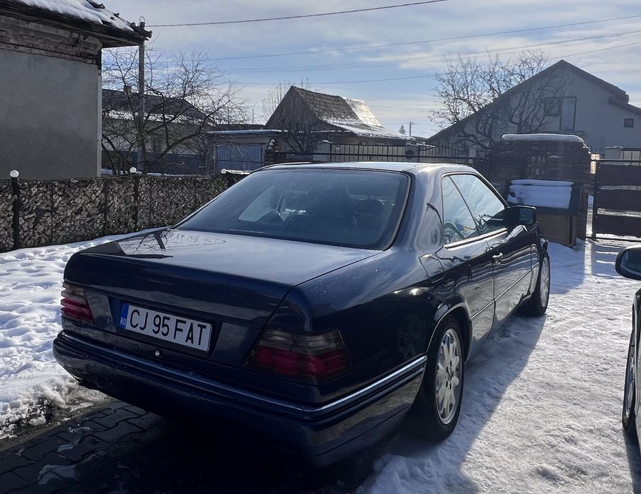 Mercedes C124 (W124 coupe )