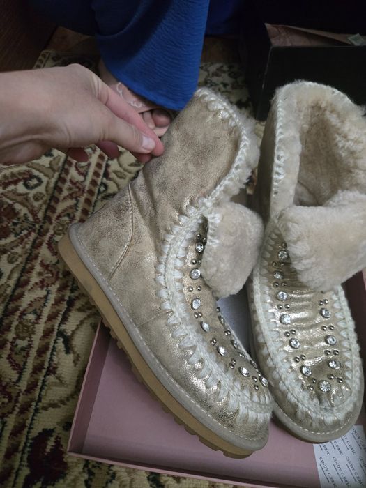 Продаю угги от бренда Саша Фабиани