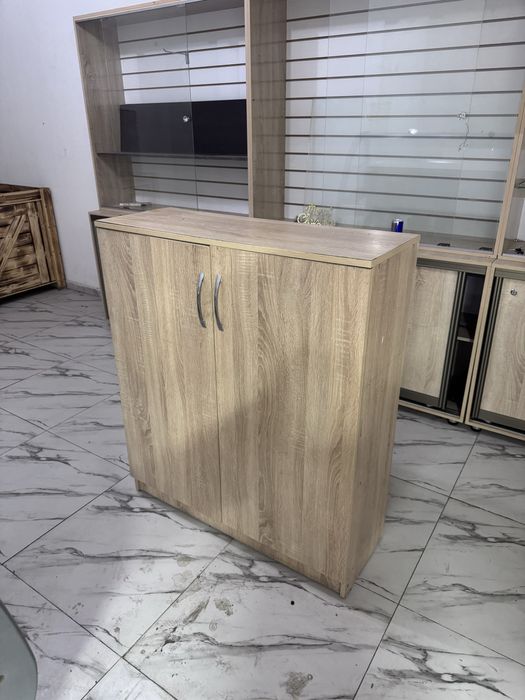 Шкав полка ветрина