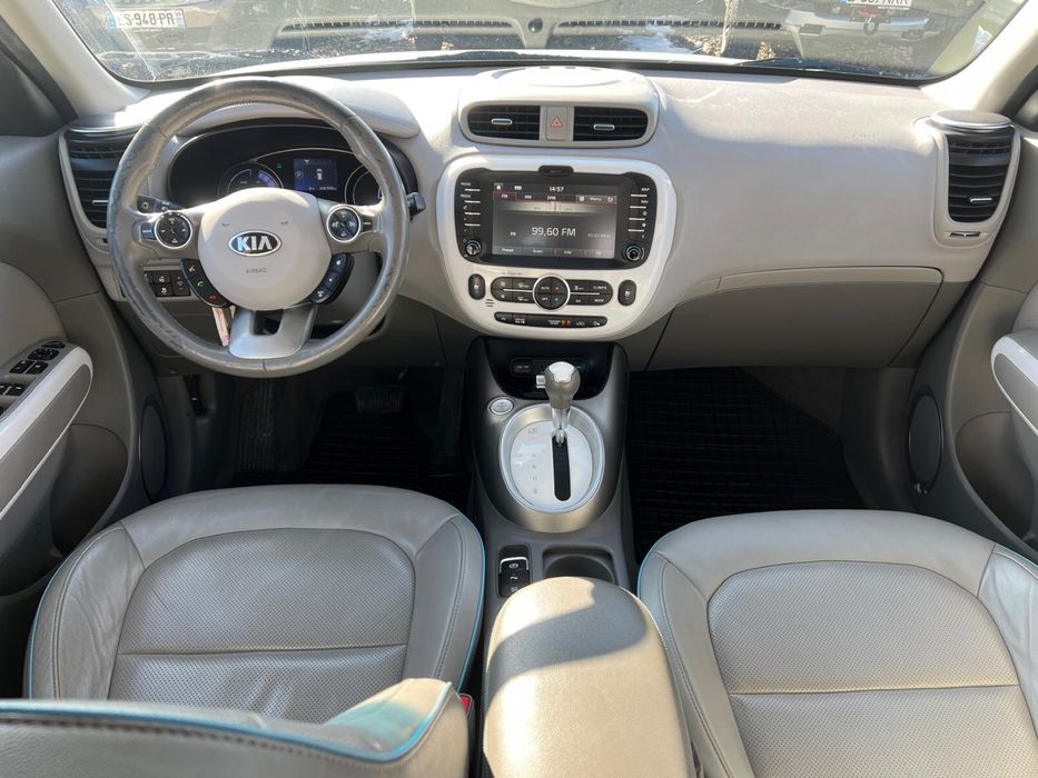 Kia Soul electric avariat, AVARIATE