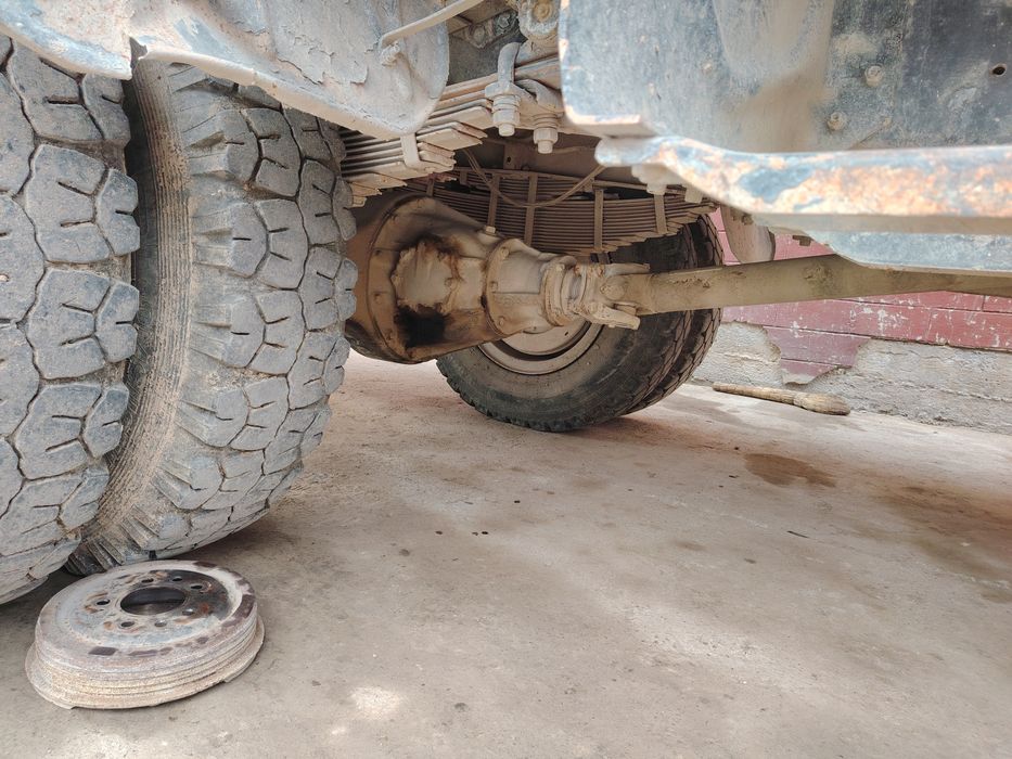 Зил 130 сотилади