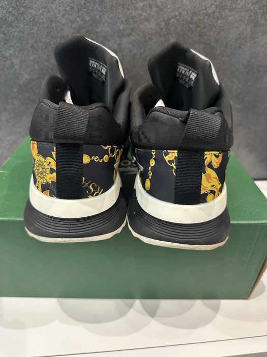 Versace Jeans Couture —43 номер