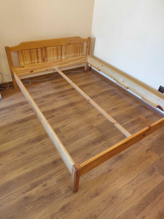 Спалня за матрак 1,40 на 1,90 м