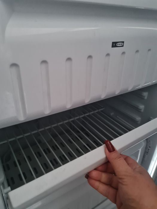 Продам б/у морозильник