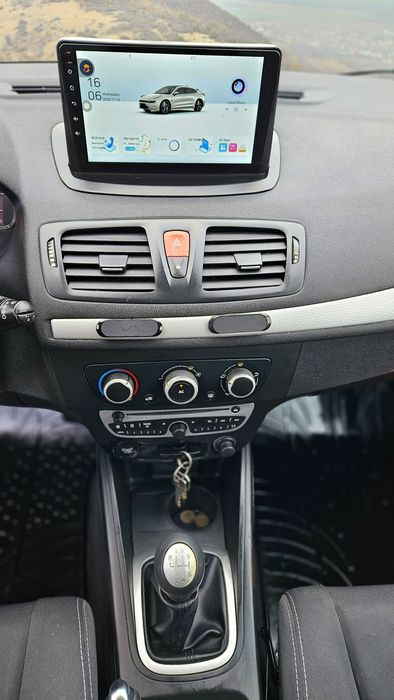 Renault Megane 1.9 D [Navigatie , Car play] Nr Valabile