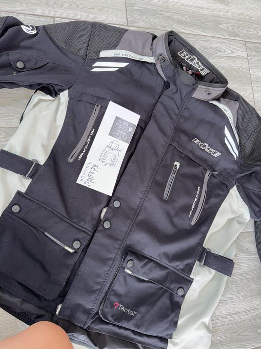 Geaca moto Buse pe eticheta măsura 32