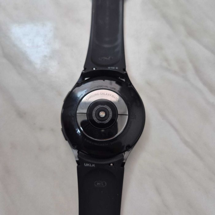 Samsung Galaxy Watch4, 40mm, BT BLACK Zeus Amanet Rahova 28018