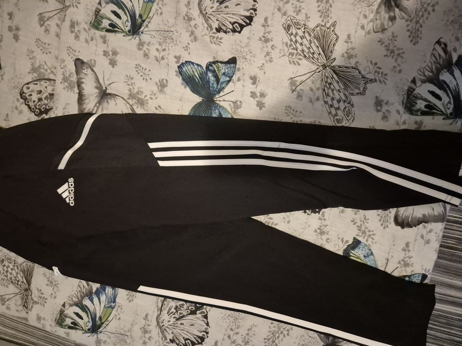 Pantaloni sport fâș