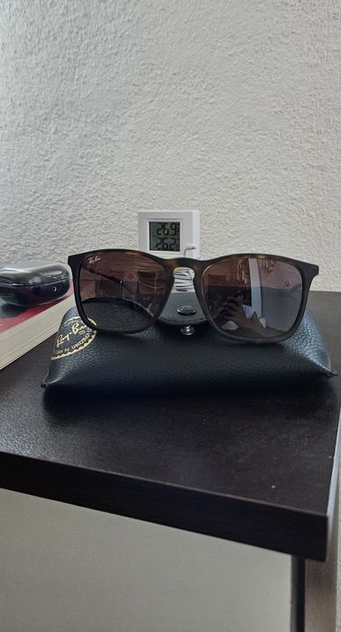 Дамски слънчеви очила