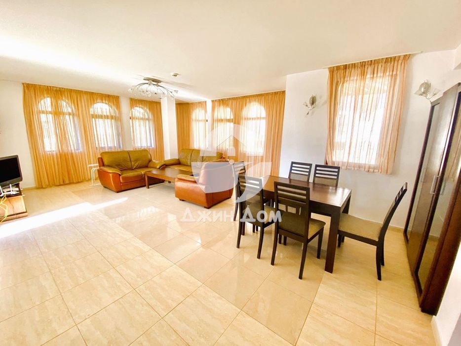 Продава се Къща в Свети Влас - 250 кв.м за 653 €/кв.м - Снимка #1