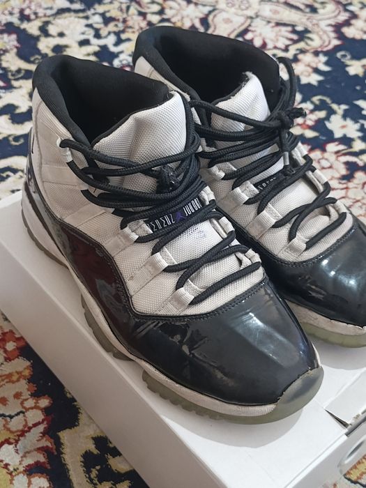 Air Jordan 11 concord