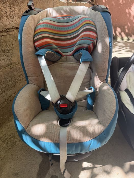 Scaun auto Maxi-Cosi, cu centură în 5 puncte