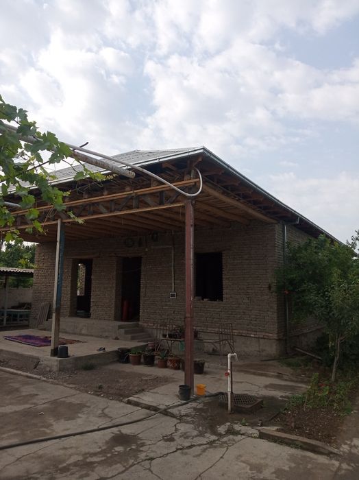 Фаргона аэропорт ховли уй сотилади