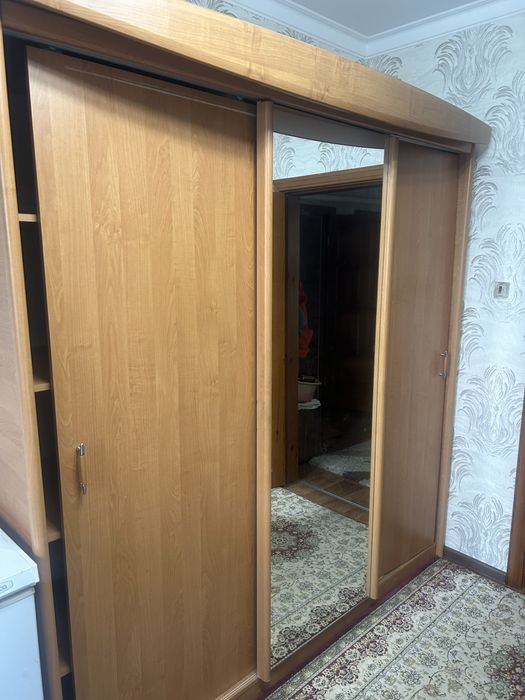 Отдам шкаф в нормальном состоянии