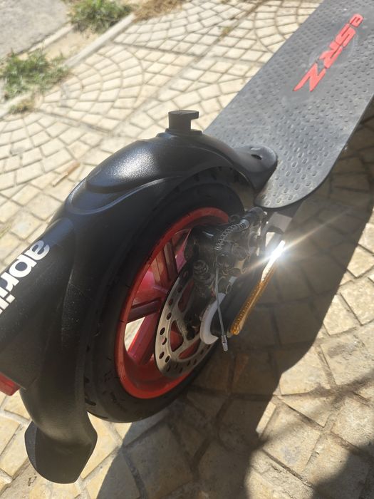 Електрическа тротинетка Aprilia
