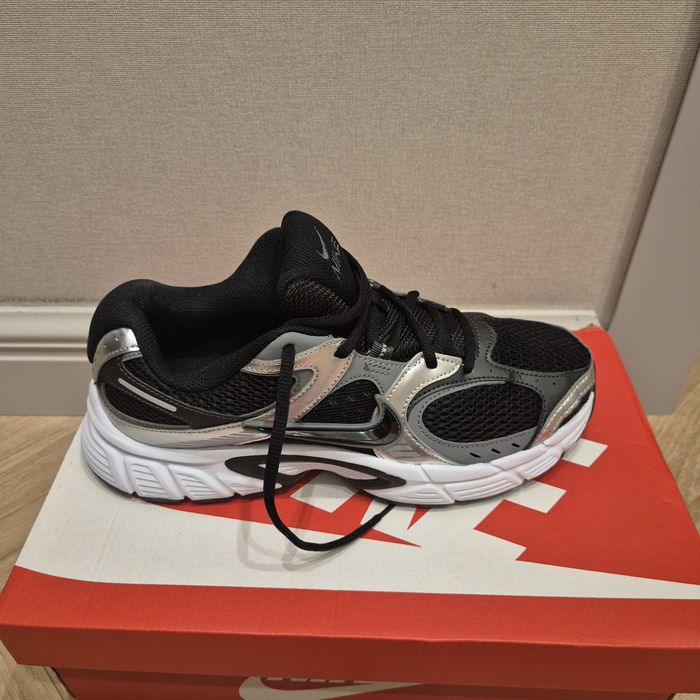 Кросовки Nike v5 rnr