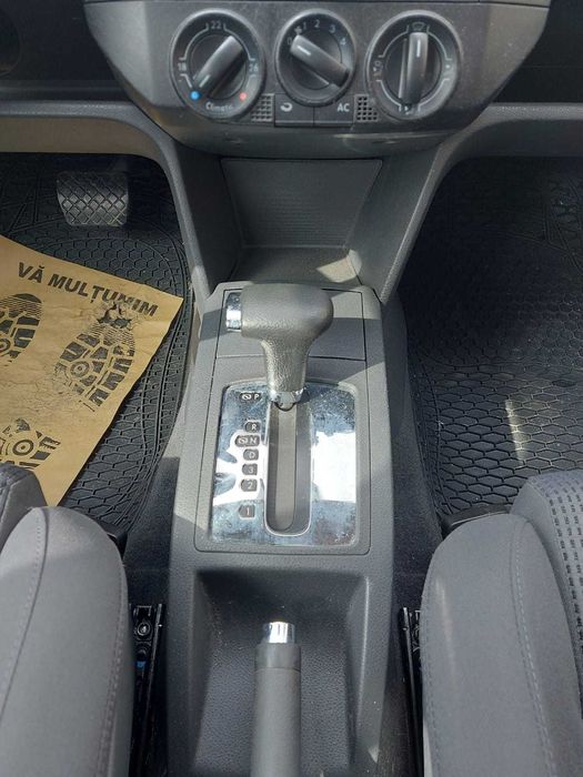 VW Polo 1,4 benzina 2004 automat