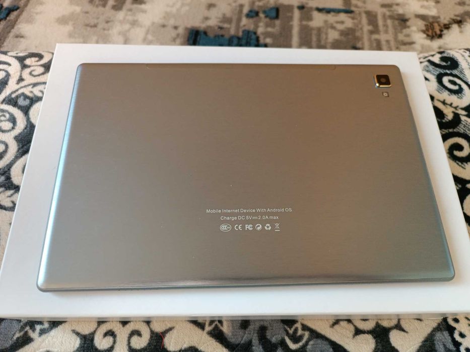 Planshet Tab910 Sotiladi