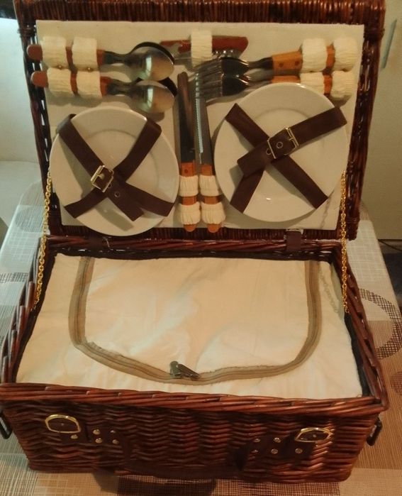 Хладилна кошница за пикник за 4 човека