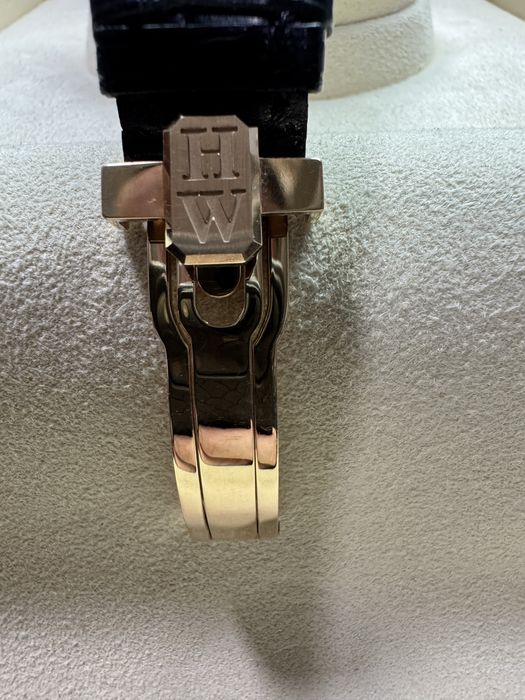 HARRY WINSTON Premier золото