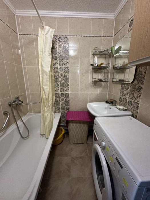 Продам 4-комн. квартиру