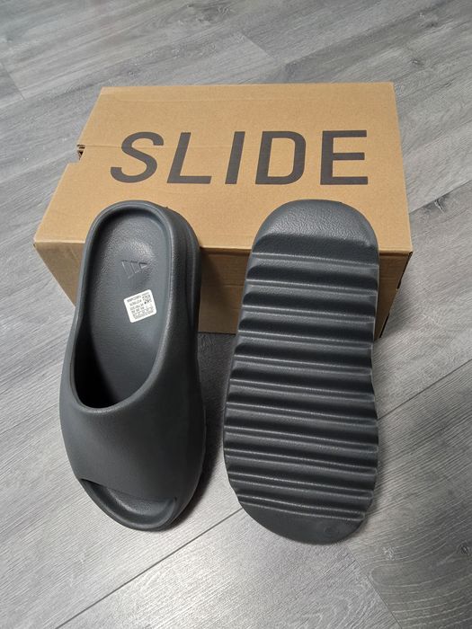 Adidas Yeezy Slide 40.5
