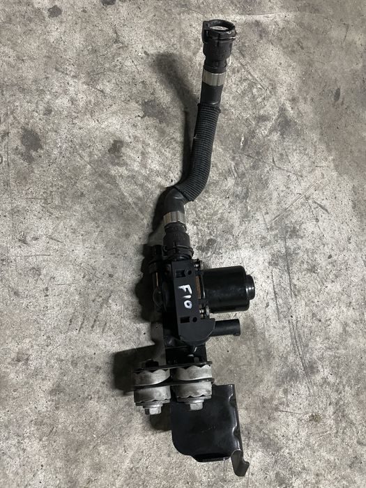 Furtun apa pompa BMW f01 f10 f06 motor 3.0 4.0 5.0 euro 5 n57