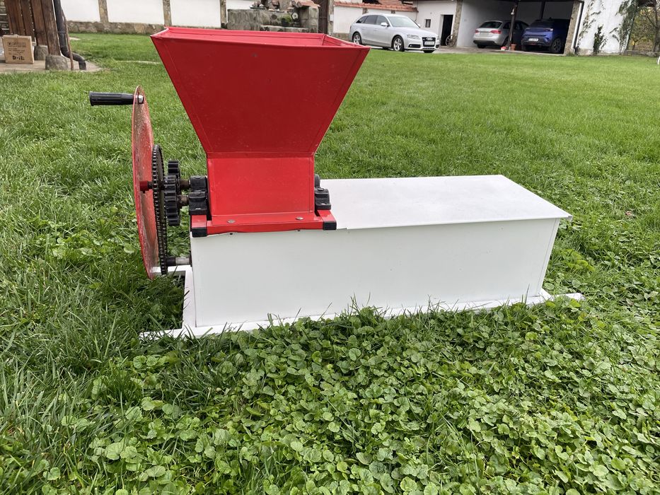 Гроздомелачка  отлично състояние .