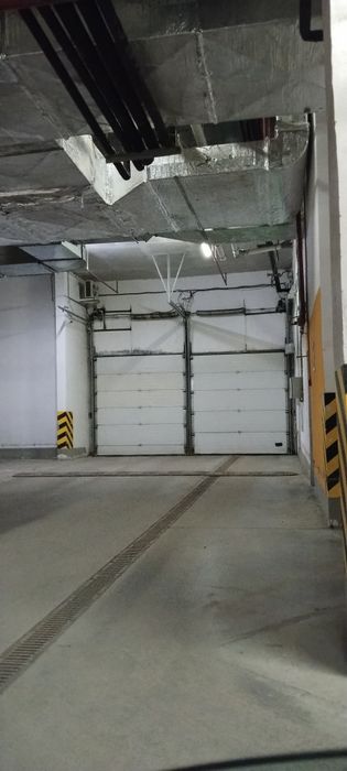 Паркинг  в самом центре