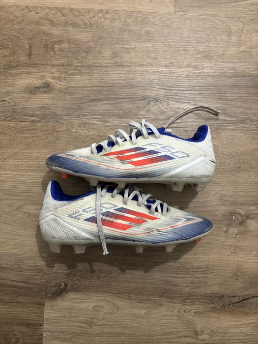 Vand ghete fotbal adidas F50 , marimea 42