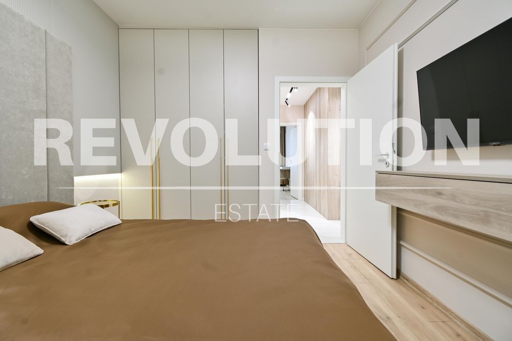 Дава се под наем Тристаен апартамент в София, Кръстова вада - 111 кв.м за 1246.44 € - Снимка #5