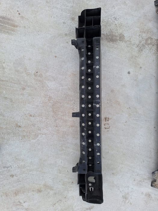 Armatura spate Dacia MCV