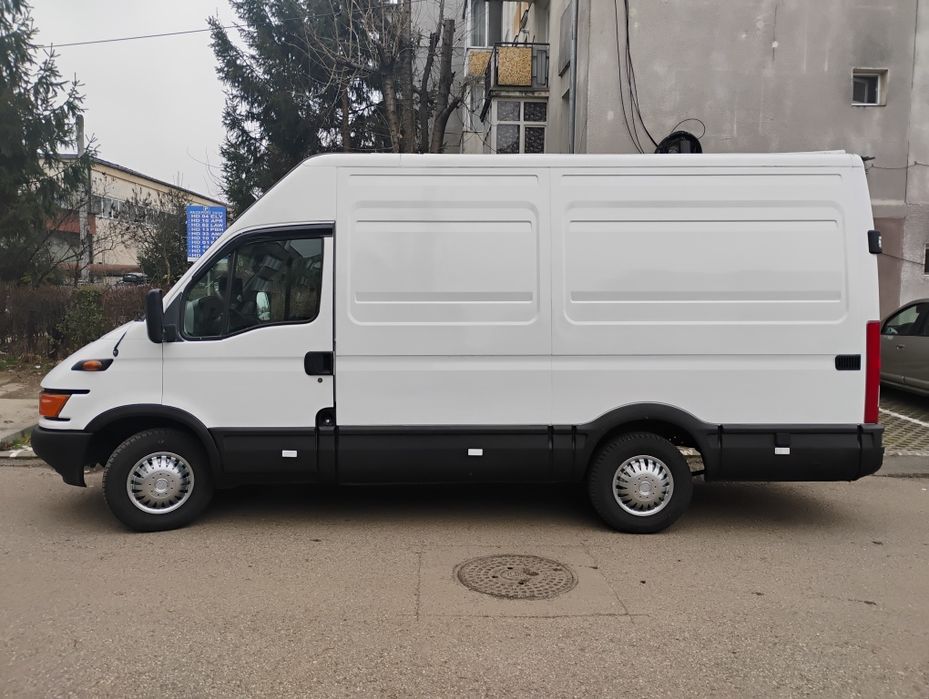 transport marfa, mobila și materiale construcții