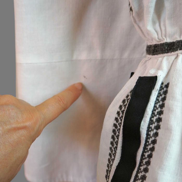 Ie traditionala veche lucrata manual din zona Gorjului M