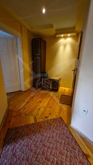Продава се Тристаен апартамент в Асеновград - 90 кв.м за 1278 €/кв.м - Снимка #3