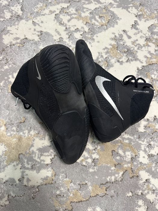 Nike wrenstling оргинал спортивный борцовка 26,5 sm (41.5) размер