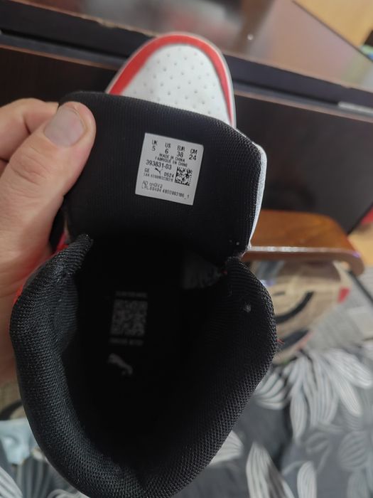 Vând adidași Puma mărimea 38