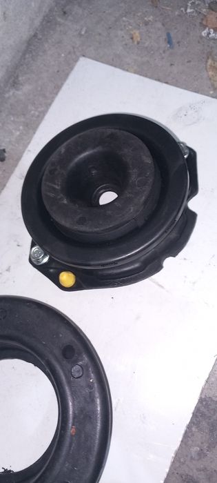 Чисто нови части за Лагуна