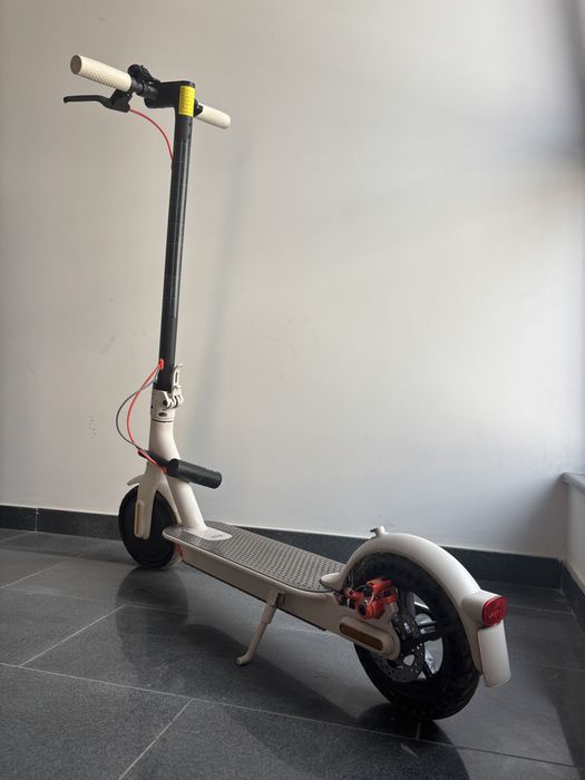 Xiaomi scooter 3 електрическа тротинетка