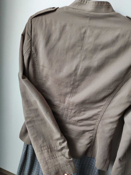 Вталена рокля Mango и късо сако KENSOL, пасващи си идеално, размер S