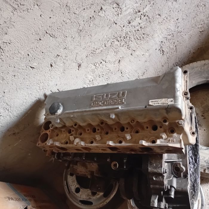 Isuzu avtobus  mator